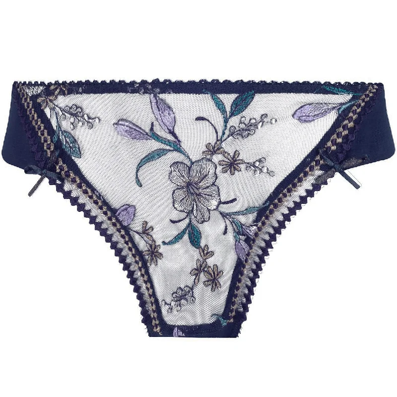 silk - lined women thongs for a touch of luxuryLauren Thong