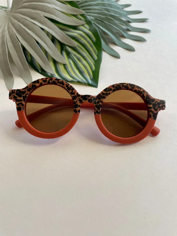 High - Neck Bodysuits for a Modest and Sophisticated LookRound Two Tone Cheetah Sunglasses - Rust