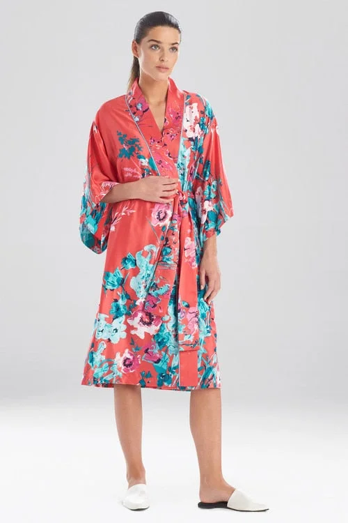 women robes for a romantic evening inBloom Robe