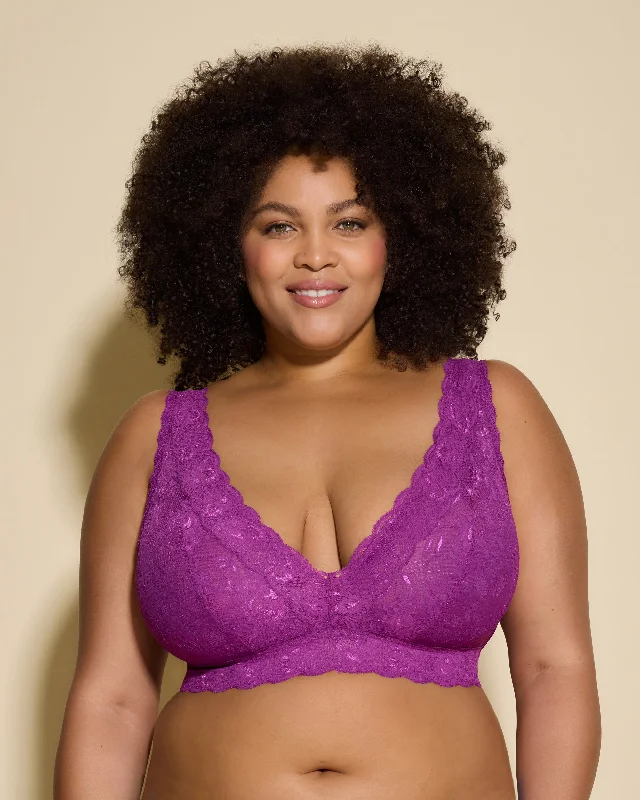 convertible sports bras for versatile useUltra Curvy Plungie Longline Bralette