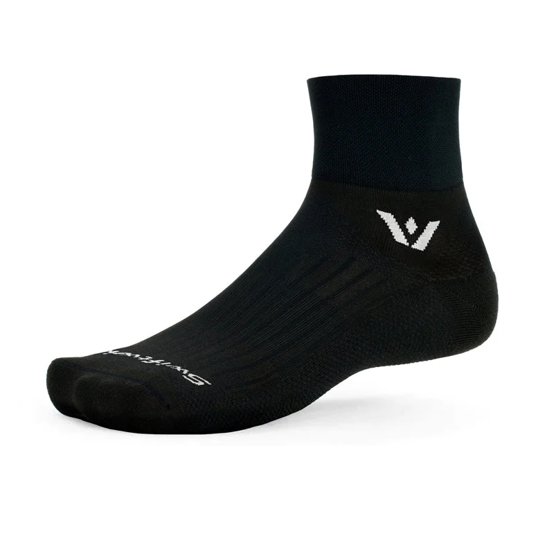 Women's cushioned sole socks for shock absorptionAspire Quarter Crew