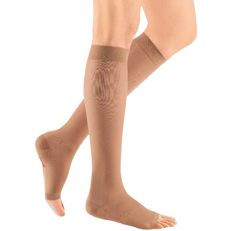 Women's adjustable - fit socks for a customized feelMediven Sheer & Soft Women's Knee High 20-30 mmHg, Open Toe